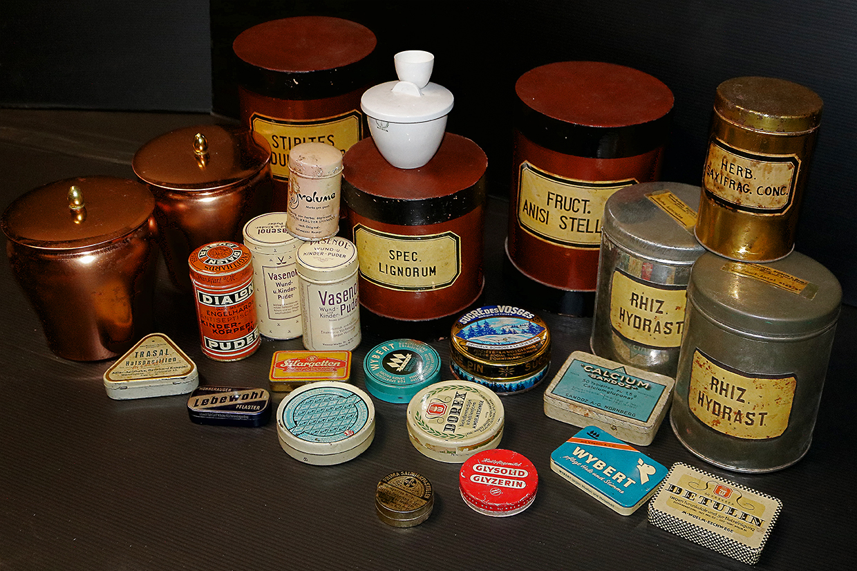 Dekoset Apothekerladen nostalgisch Warenauslagen (24tlg, 0,12 - 21cm Höhe)